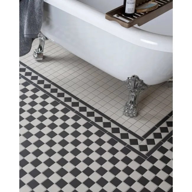 Victoria White & Black Corner